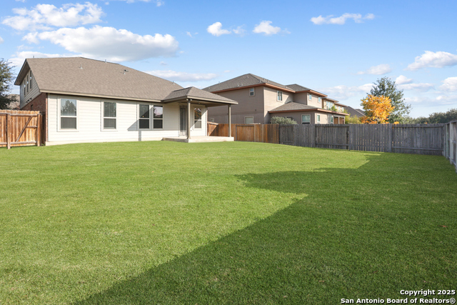 Listing photo id 34 for 219 Lucchese