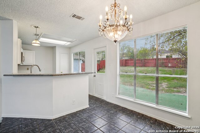 Image 10 of 37 For 6222 Candleview