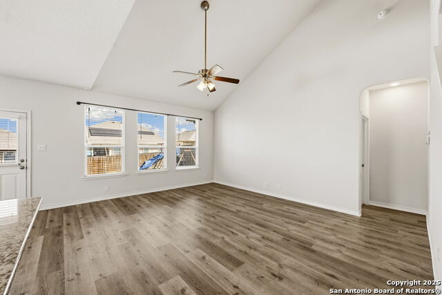 Image 12 of 33 For 328 Swift Move