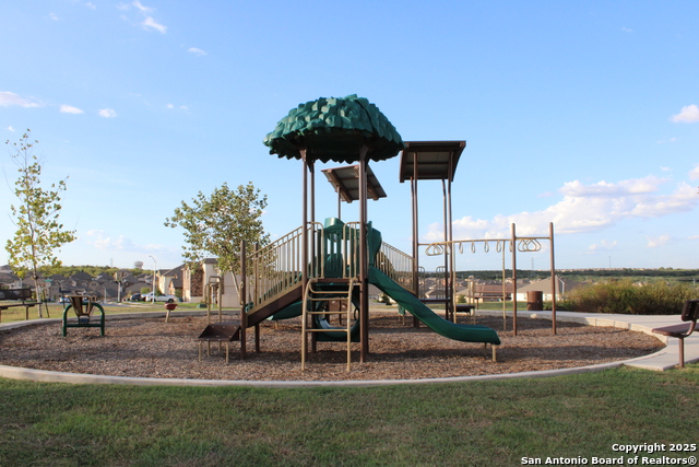 Image 30 of 33 For 328 Swift Move