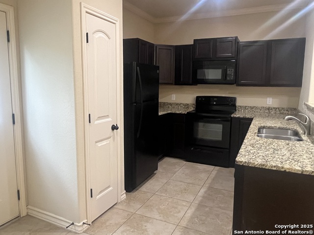 Image 10 of 24 For 6602 Arancione Ave.  102