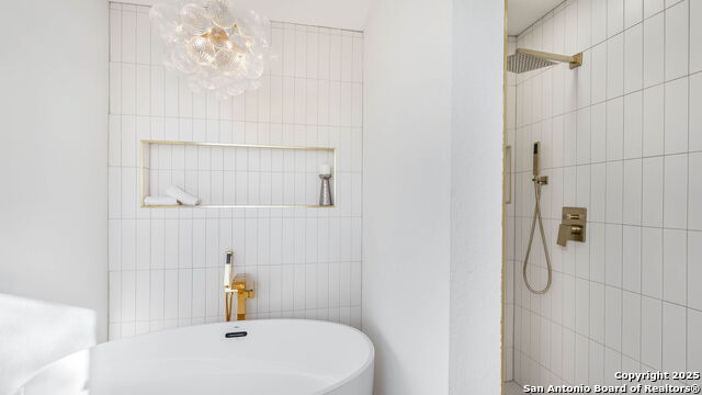 Image 12 of 21 For 606 San Augustine