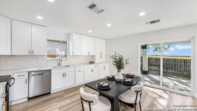 Image 8 of 21 For 606 San Augustine