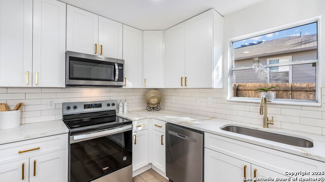 Image 9 of 21 For 606 San Augustine