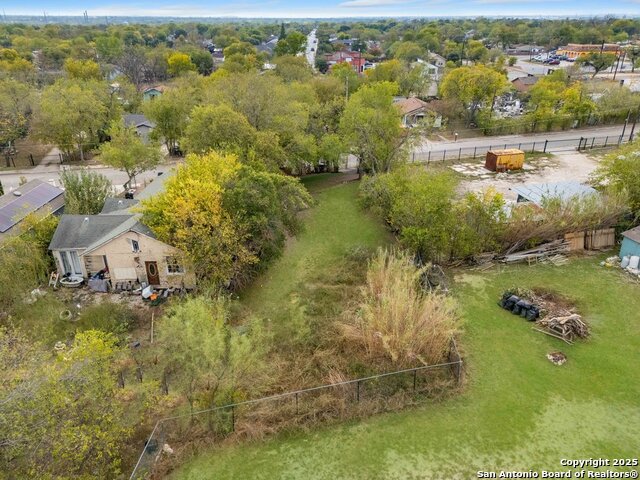 Image 4 of 8 For 4827 Rita  