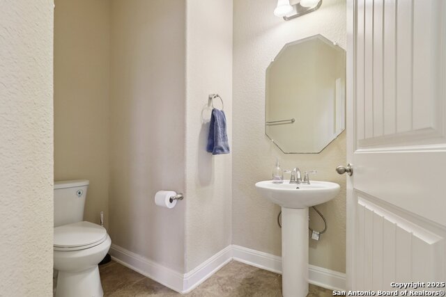 Image 39 of 46 For 8626 Laheema