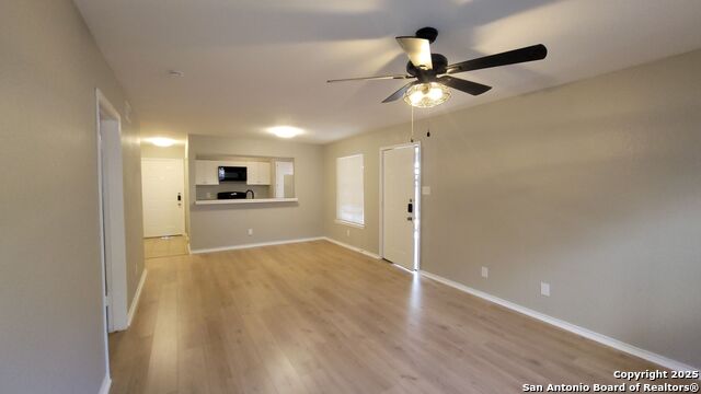 Image 3 of 33 For 516 Gentleman 8