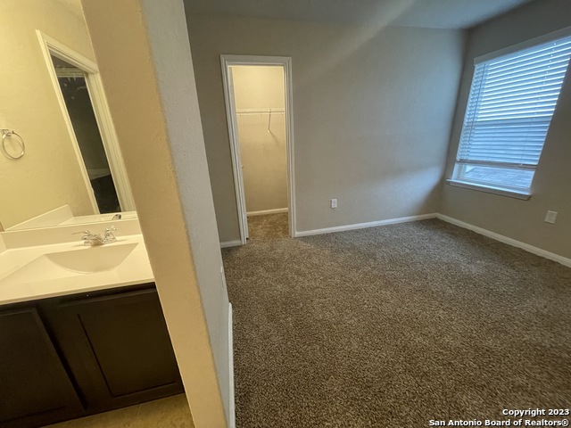 Image 11 of 28 For 6907 Hibiscus Falls