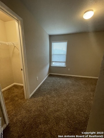 Image 17 of 28 For 6907 Hibiscus Falls