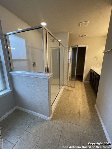 Image 21 of 28 For 6907 Hibiscus Falls