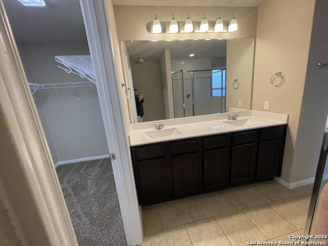 Image 22 of 28 For 6907 Hibiscus Falls