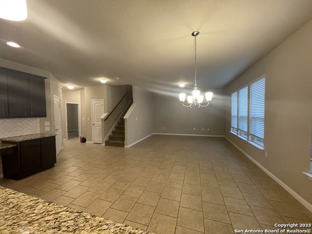 Image 8 of 28 For 6907 Hibiscus Falls