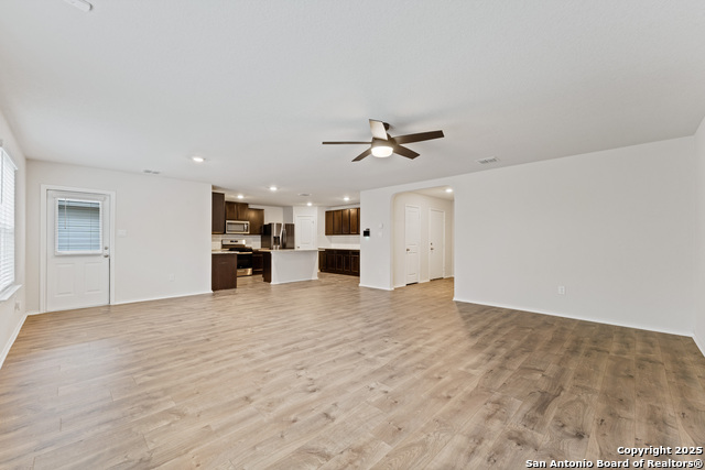 Image 10 of 43 For 3950 Copper River