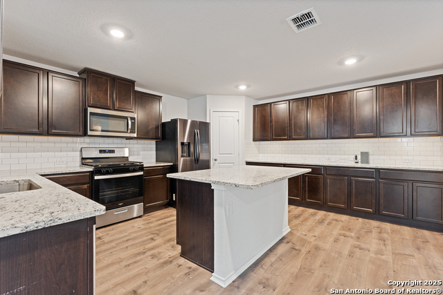 Image 14 of 43 For 3950 Copper River