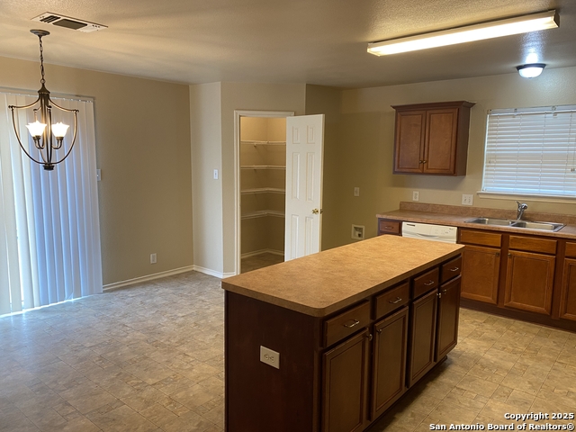 Image 11 of 40 For 3338 Whisper Manor