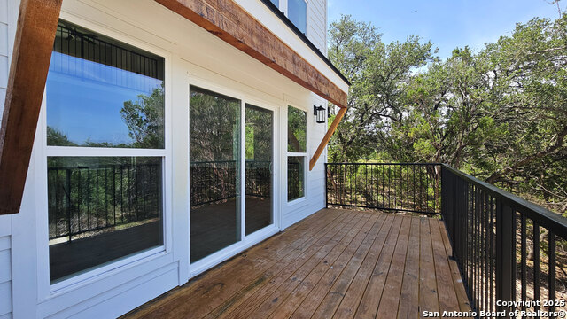 Image 15 of 27 For 2004 Cedar Hill 5