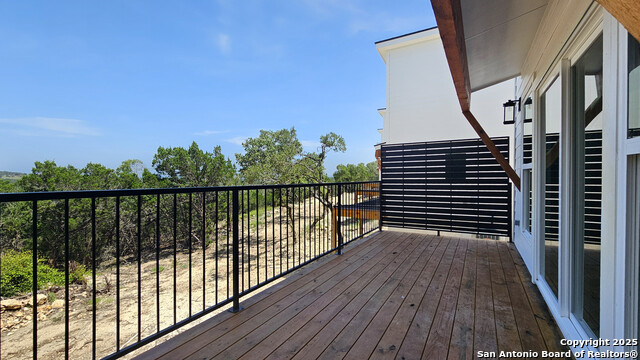 Image 17 of 27 For 2004 Cedar Hill 5