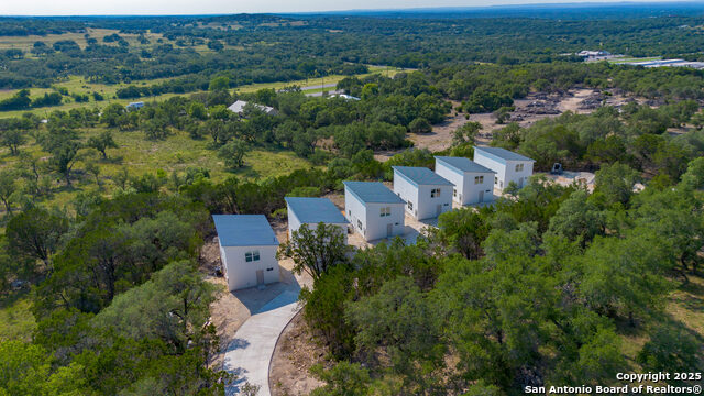 Image 2 of 27 For 2004 Cedar Hill 5