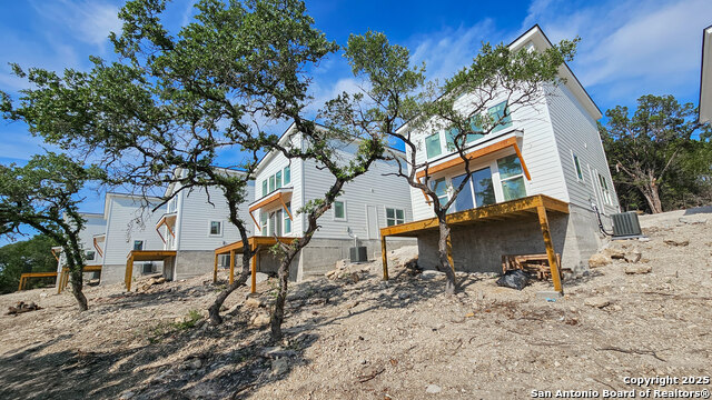 Image 21 of 27 For 2004 Cedar Hill 5