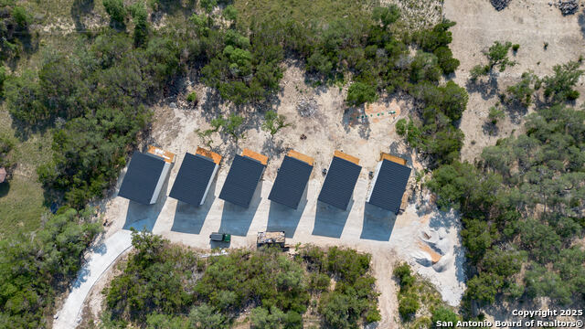 Image 26 of 27 For 2004 Cedar Hill 5