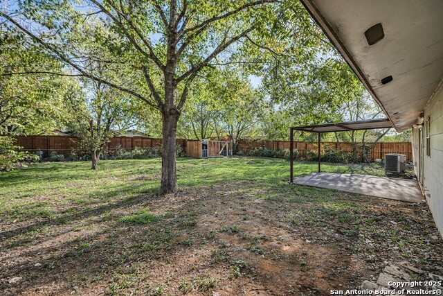 Image 15 of 15 For 4850 Castle Stream Drive