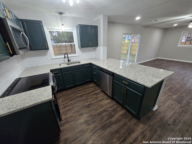 Image 17 of 47 For 9602 Nona Kay