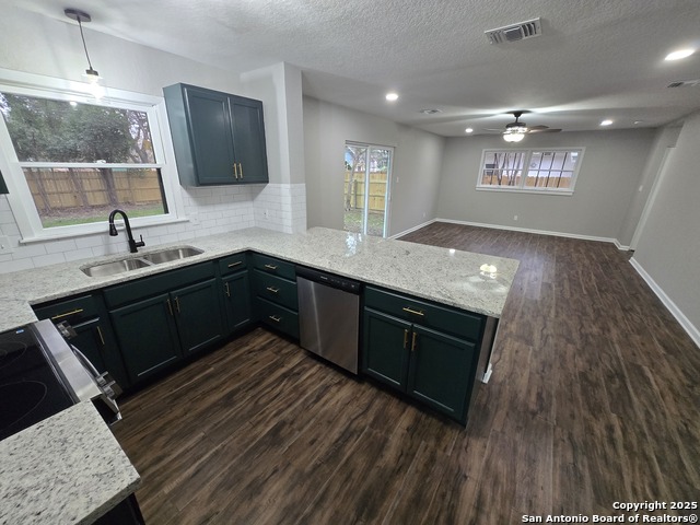 Image 18 of 47 For 9602 Nona Kay