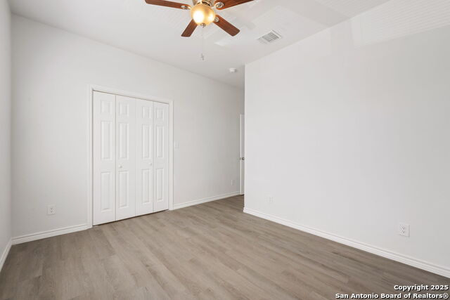 Image 9 of 18 For 8719 Wurzbach 302