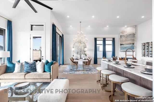 Image 11 of 47 For 117 Barton Creek