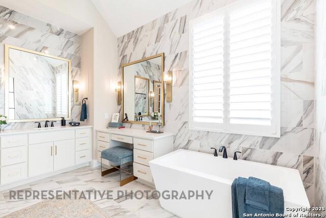 Image 21 of 47 For 117 Barton Creek