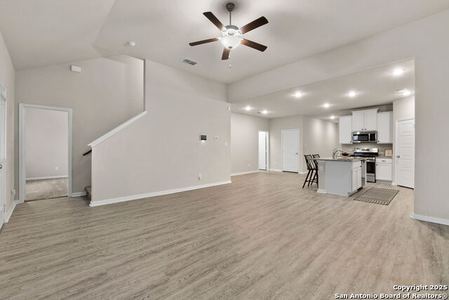 Image 5 of 27 For 6814 Shiraz Way