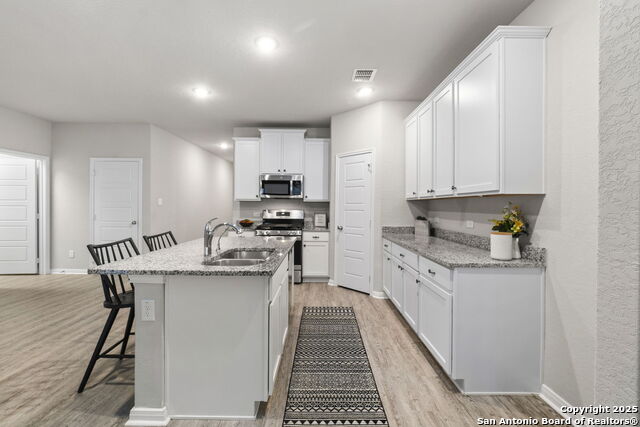 Image 6 of 27 For 6814 Shiraz Way