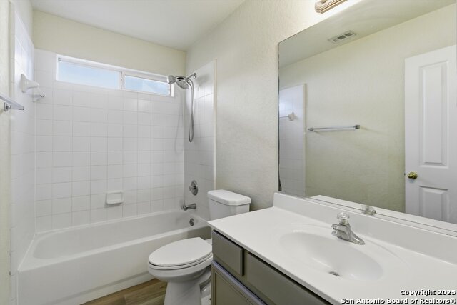 Image 14 of 17 For 127 Still Brook Lane