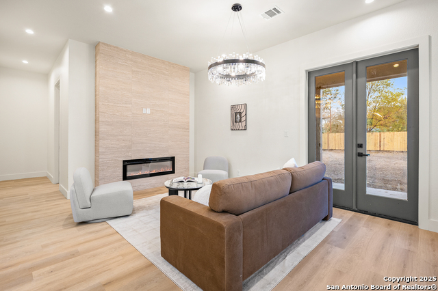 Image 17 of 50 For 257 Baylor