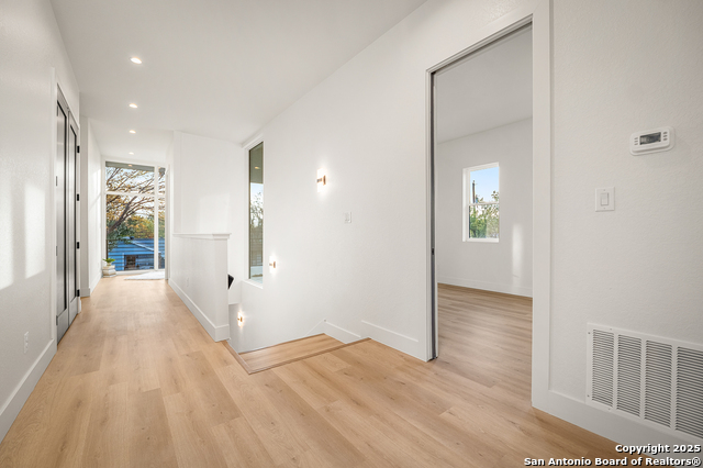 Image 24 of 50 For 257 Baylor