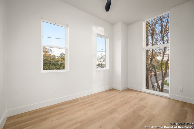 Image 27 of 50 For 257 Baylor