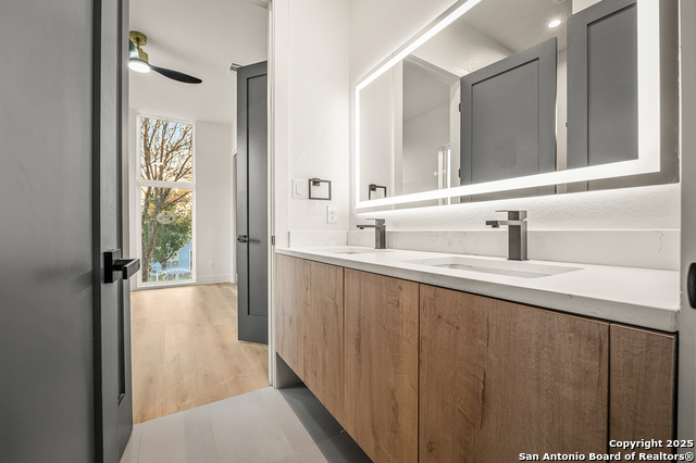 Image 30 of 50 For 257 Baylor