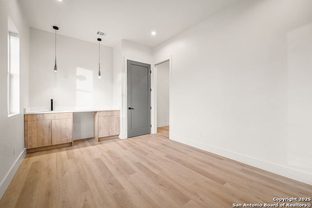 Image 34 of 50 For 257 Baylor