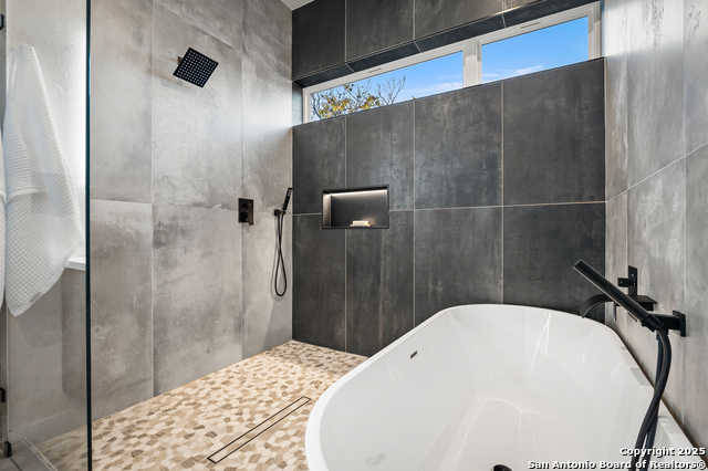 Image 43 of 50 For 257 Baylor