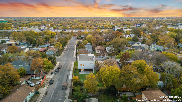 Image 48 of 50 For 257 Baylor