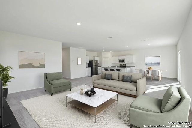 Image 3 of 24 For 10129 Pine River Drive