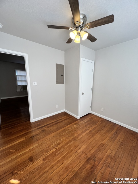 Image 5 of 11 For 734 Donaldson Ave B