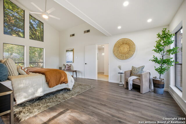 Image 11 of 54 For 6302 Cypress