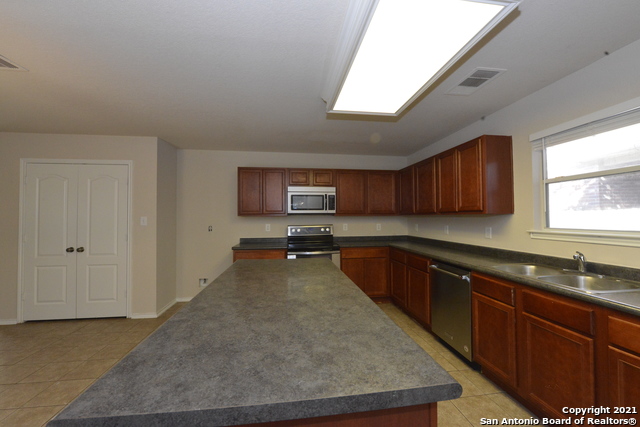 Image 9 of 25 For 20822 Foothill Pine