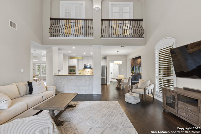 Image 13 of 47 For 411 Cadence Hill