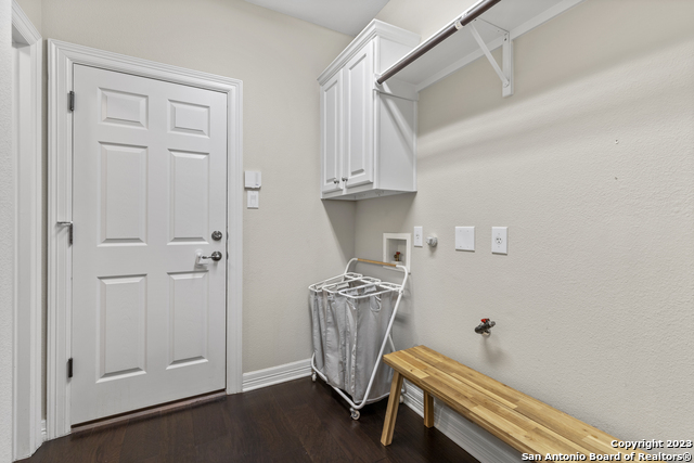 Image 29 of 47 For 411 Cadence Hill