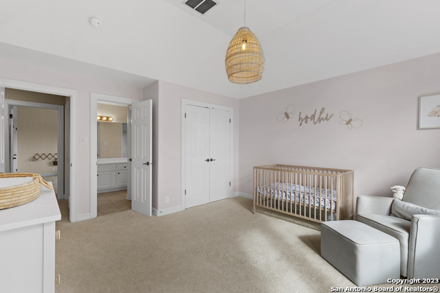 Image 38 of 47 For 411 Cadence Hill