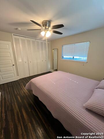 Listing photo id 10 for 4006 Dunmore