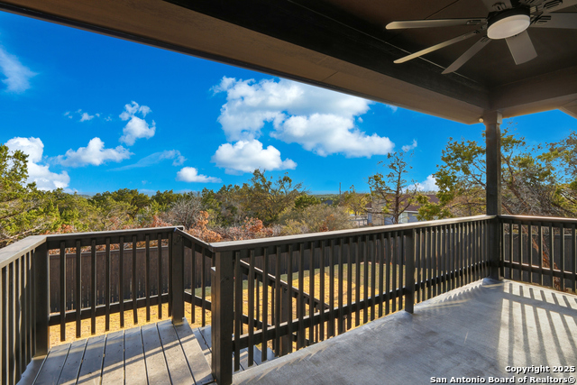 Listing photo id 27 for 1266 Highpoint Ln