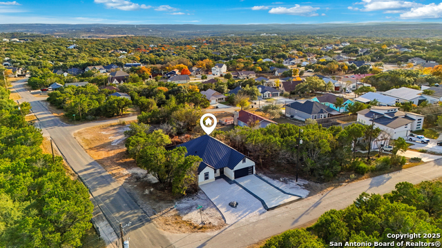 Listing photo id 31 for 1266 Highpoint Ln